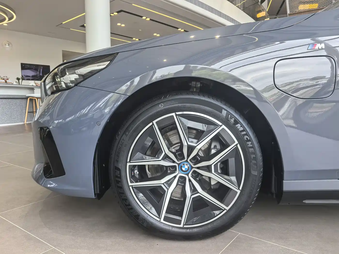 BMW i5 2024 eDrive 35L M Sport Package фото 7
