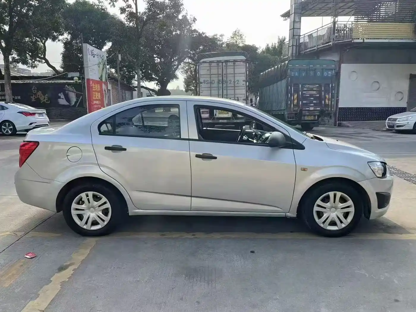 Chevrolet Aveo 2012 2011 Sedan 1.4L AT SL