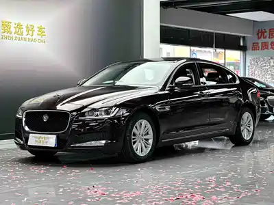 Jaguar XFL