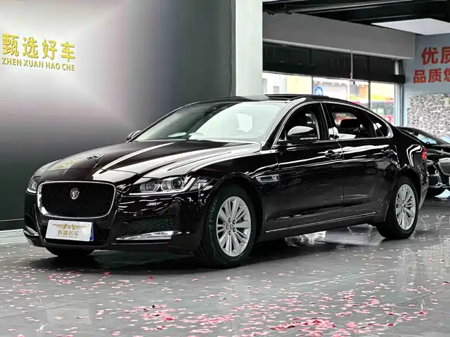 Jaguar XFL XFL 2.0T P200, моноприводный, Elegance