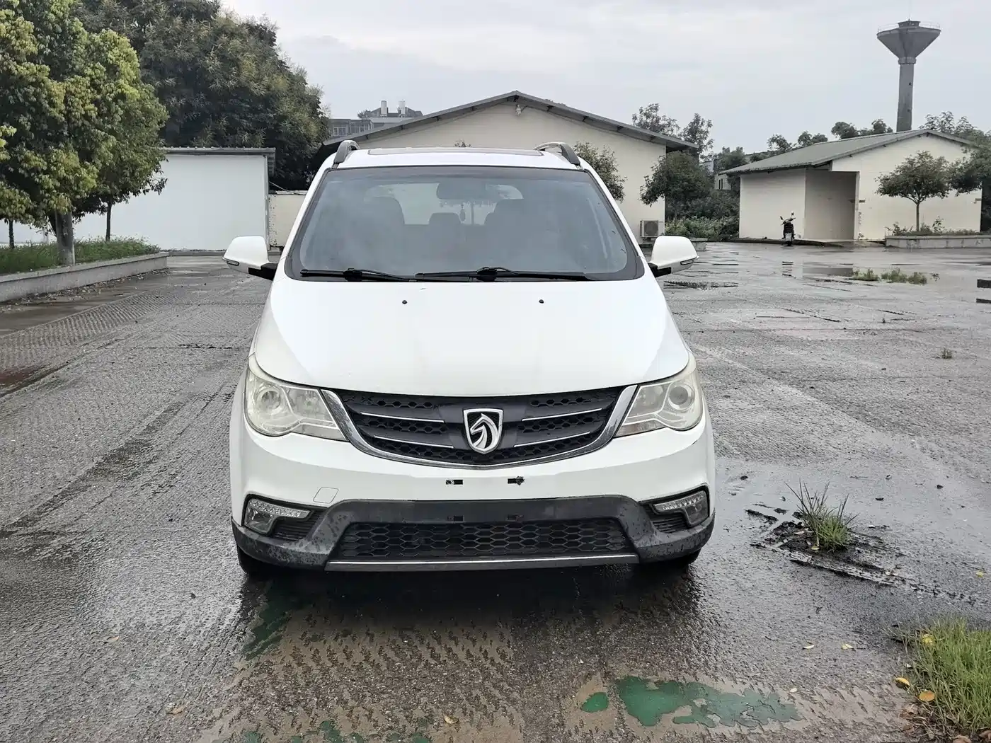 Baojun 730 2014 2014 1.5L Manual Luxury 7-seater