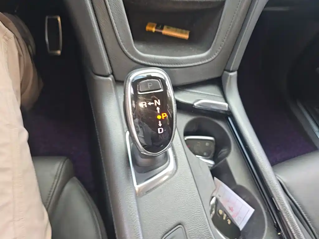 Cadillac XT5 2016 2016 25T Luxury Model