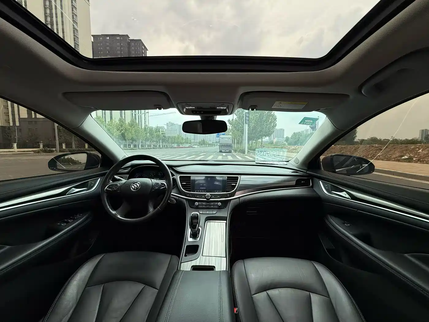 Buick LaCrosse 2019 28T Luxury Edition фото 5