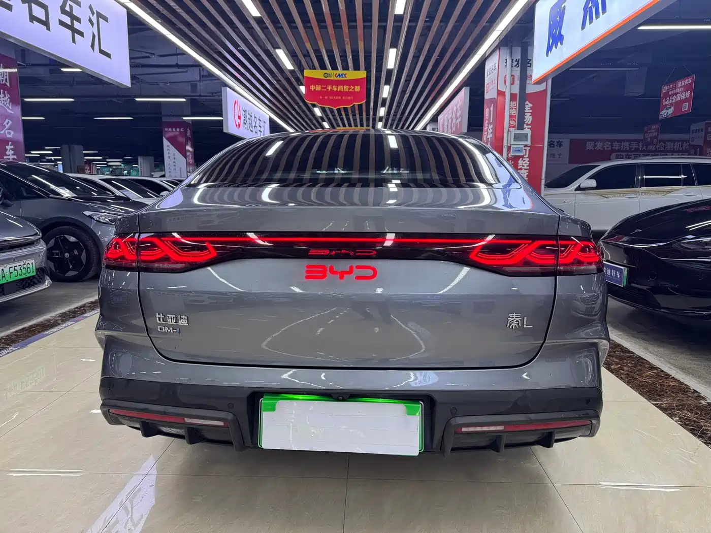 BYD Qin L 2024 DM-i 80KM Superior фото 10