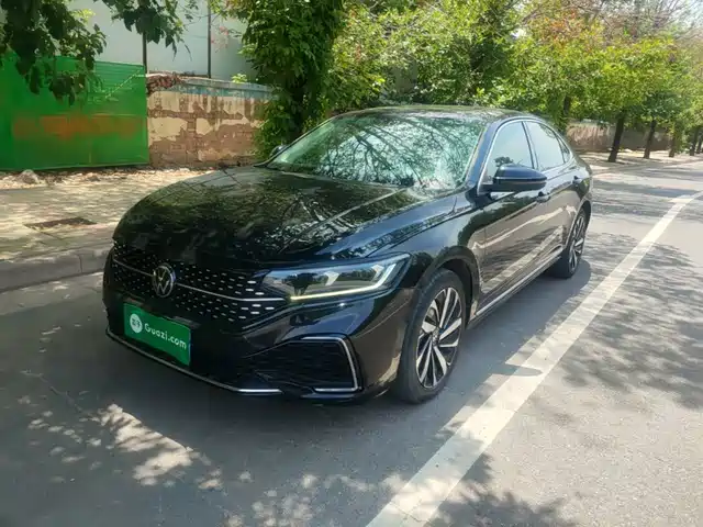 Volkswagen Passat 330TSI, Звёздный Элит
