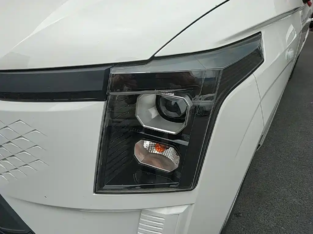 Yufeng Auto Yufeng Golden Warehouse 2026 2025 PLUS Value Edition 42.3kWh