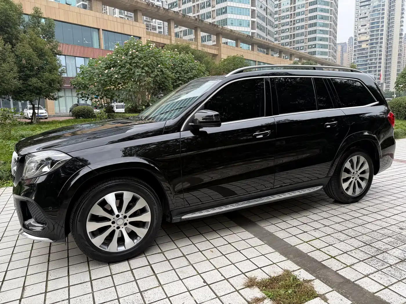 Mercedes-Benz GLS 2016 GLS 400 4MATIC Dynamic фото 9