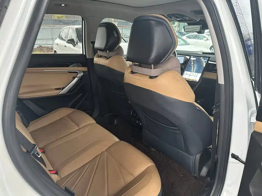 Geely Boyue L 2023 2023 1.5TD DCT Premium
