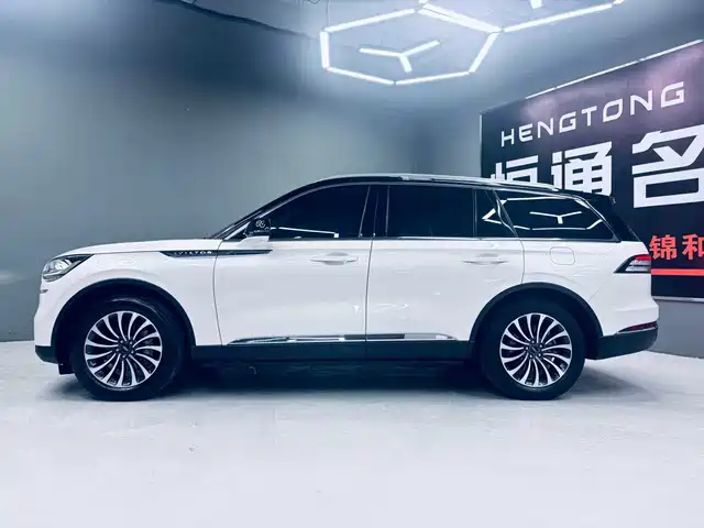 Lincoln Aviator 2021 3.0T V6 4WD Elegance Edition — фото 2