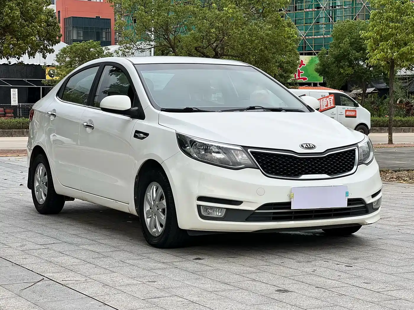 Kia K2 2015 Sedan 1.4L MT GLS фото 3