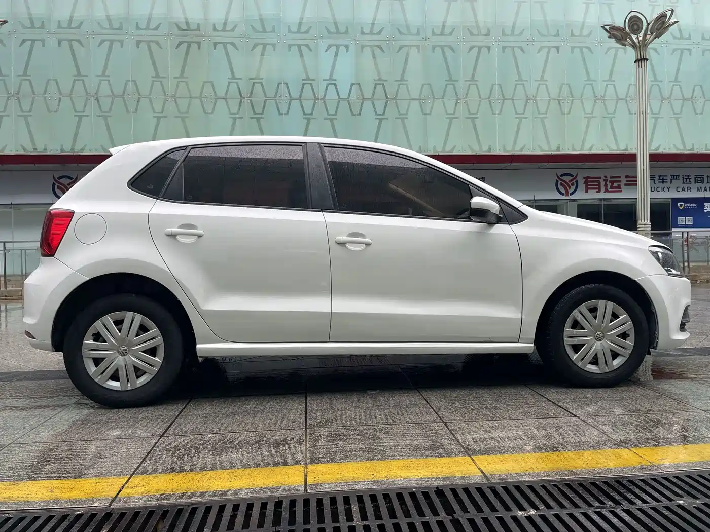 Volkswagen Polo 2018 1.5L Auto Safe Drive фото 5