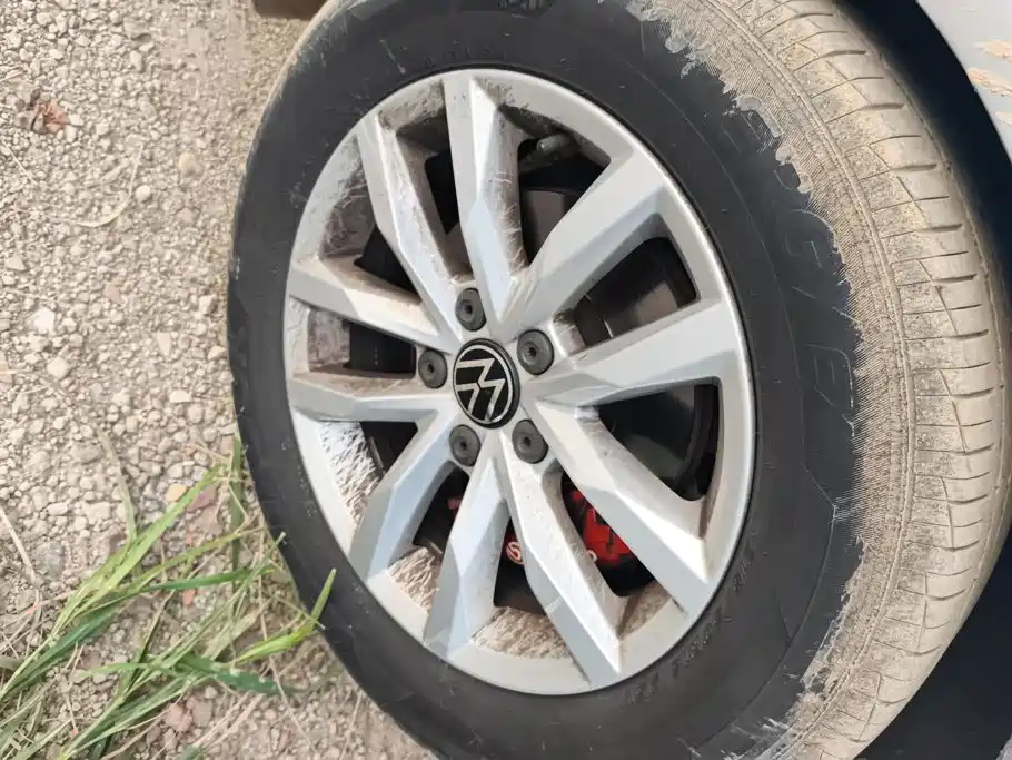 Фото 6 - Volkswagen Sagitar