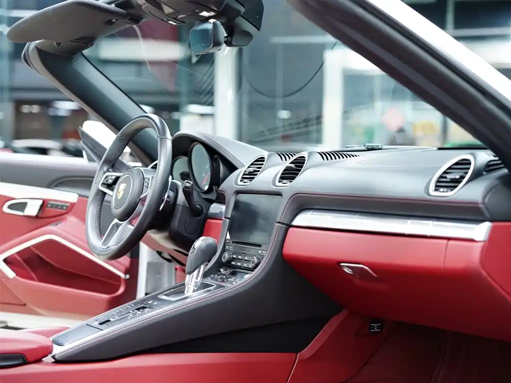 Porsche 718 2022 Boxster 2.0T фото 35