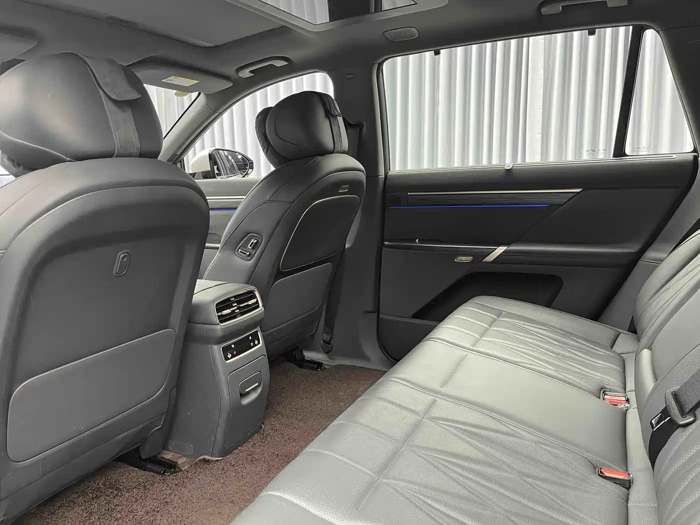 Dongfeng Yipai eπ008 2024 2025 210Ultra Range Extender 5-Seater