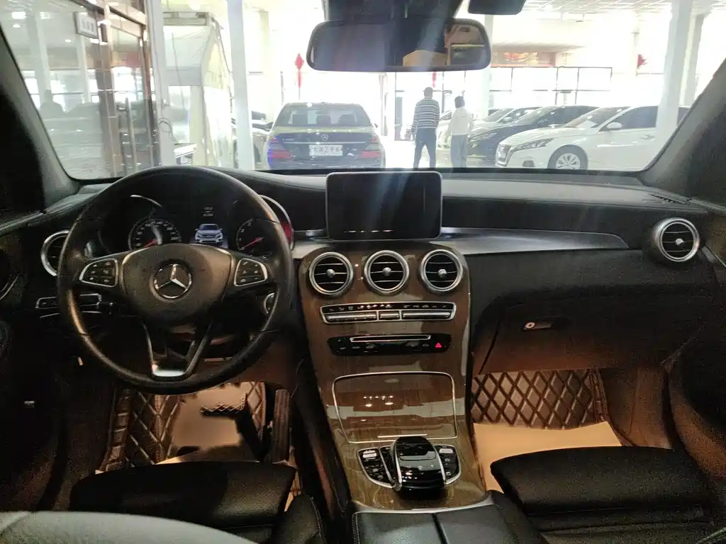 Mercedes-Benz GLC Coupe 2019 2019 Facelift GLC 260 4MATIC Coupe SUV
