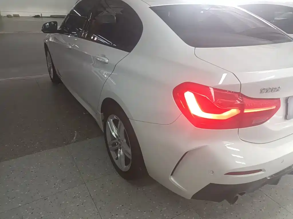 BMW 1 Series 2023 2022 120i M Sport Shadow Edition
