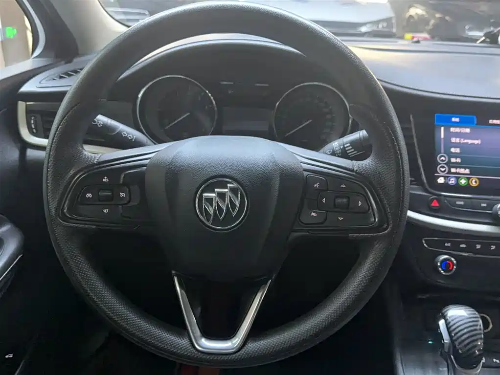 Buick Verano 2020 20T CVT Leading фото 10