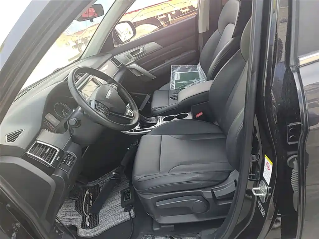 Фото 15 - Haval H2