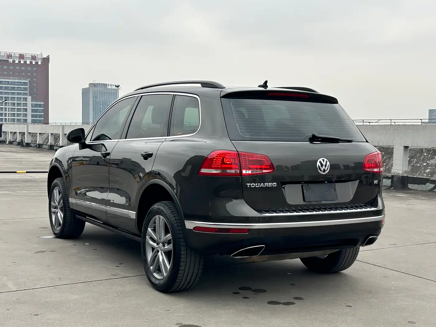 Volkswagen Touareg 2017 3.0TSI Explorer Edition фото 6
