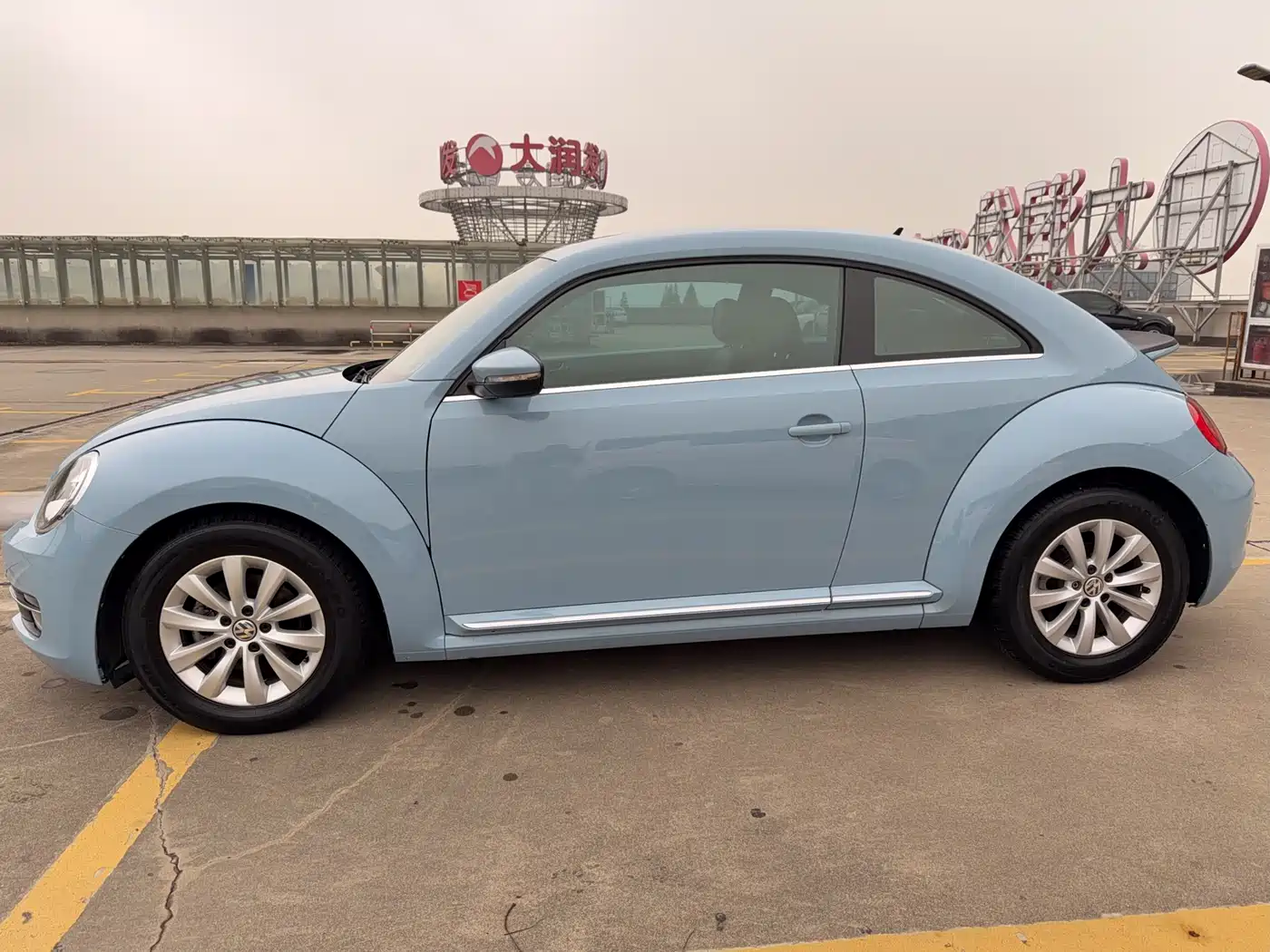 Volkswagen Beetle 2015 180TSI фото 7