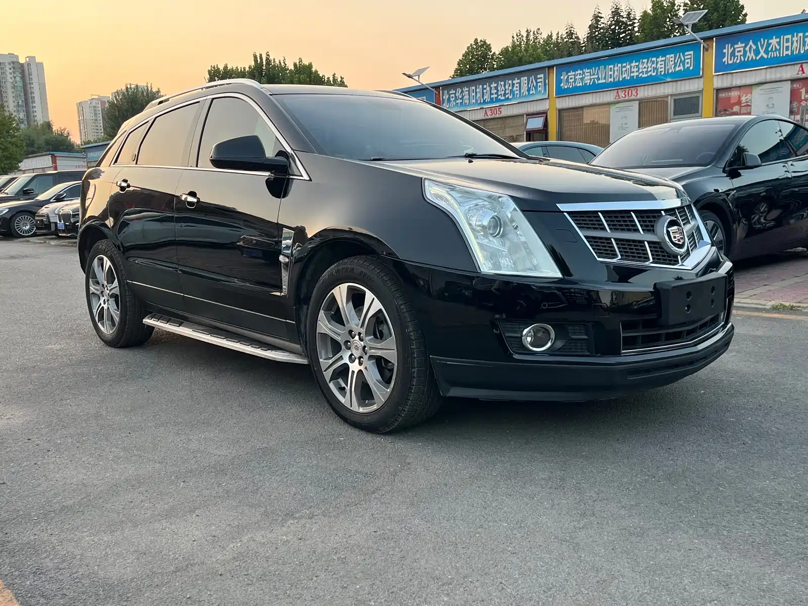 صورة 2 - Cadillac SRX