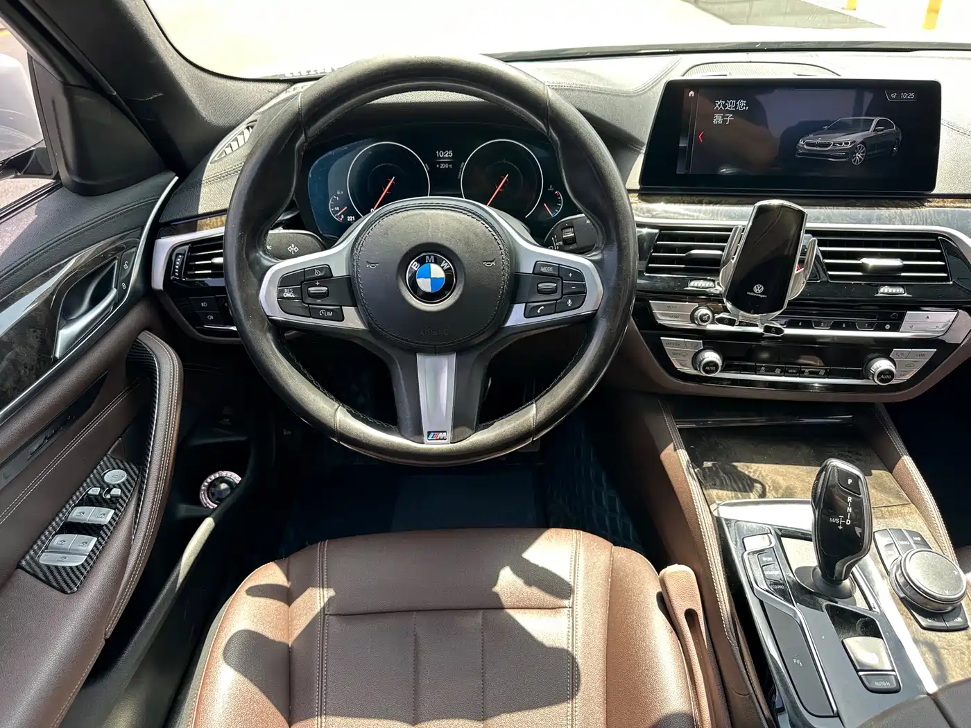 BMW 5 Series 2019 525Li M Sport Package фото 8