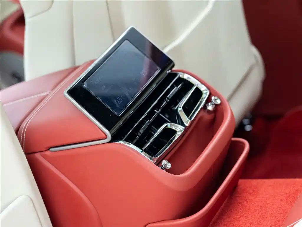 BENTLEY FLYING