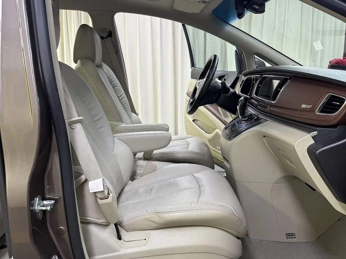 Buick GL8 2014 3.0L XT Luxury Business Flagship фото 34