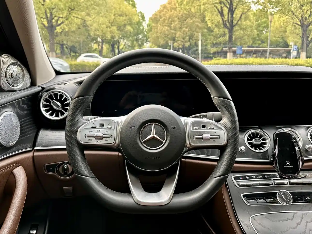 Mercedes-Benz E-Class 2019 Facelift E 300 L Sport Luxury фото 9