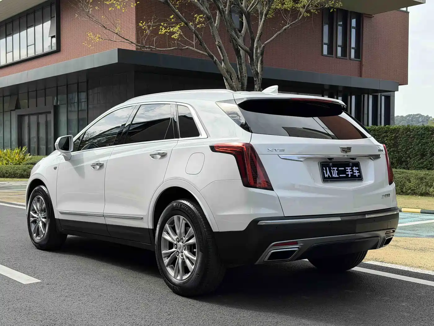 Cadillac XT5 2020 28T Luxury Model фото 16