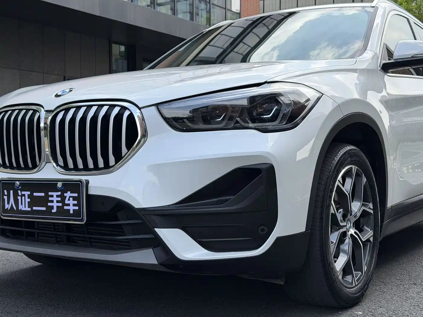 BMW X1 2022 sDrive25Li Leading фото 10