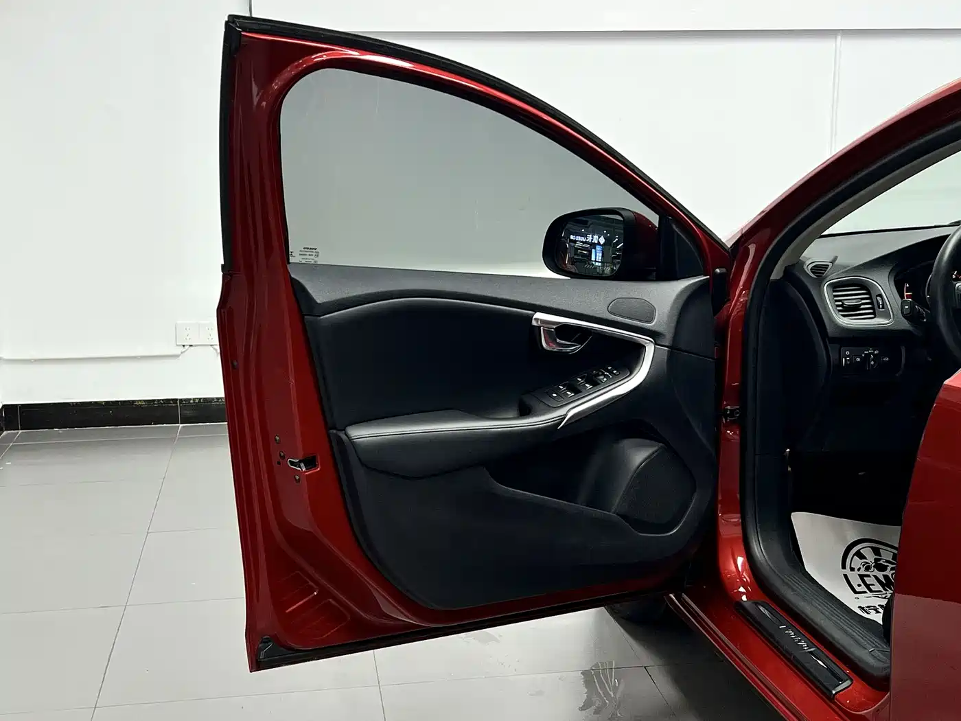 Volvo V40 2019 2019 T3 Momentum