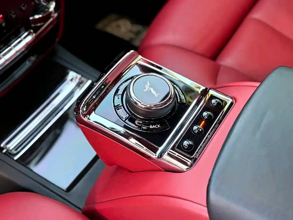 Rolls-Royce Phantom 2012 2013 6.7L Extended Wheelbase (EWB)