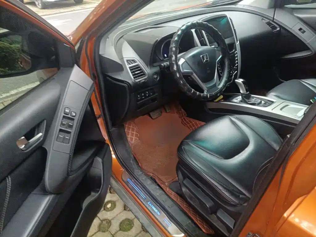 Luxgen U6 SUV 2015 2015 1.8T Fashion Upgrade