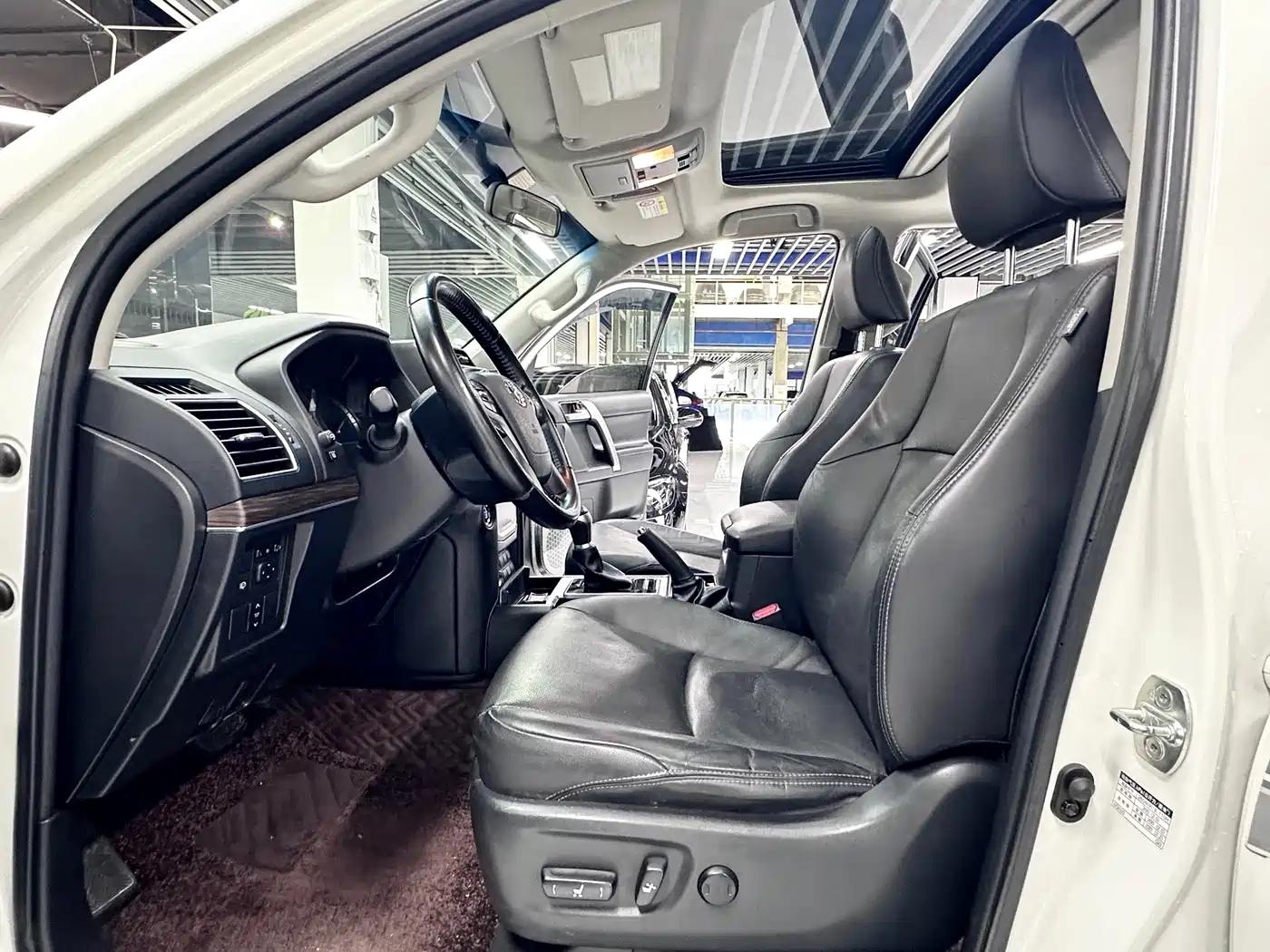 Toyota Prado 2019 3.5L Automatic TX-L Zunxiang Edition фото 4