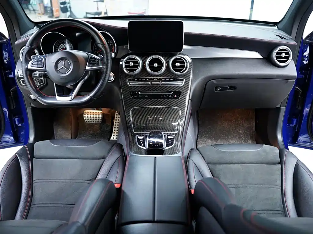 Mercedes-Benz GLC AMG 2017 AMG GLC 43 4MATIC фото 43