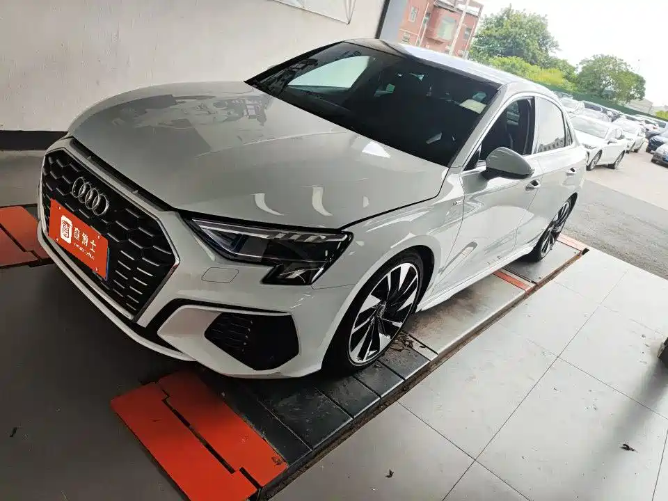 Audi A3 2023 Facelift A3L Limousine 35 TFSI Fashion Sport