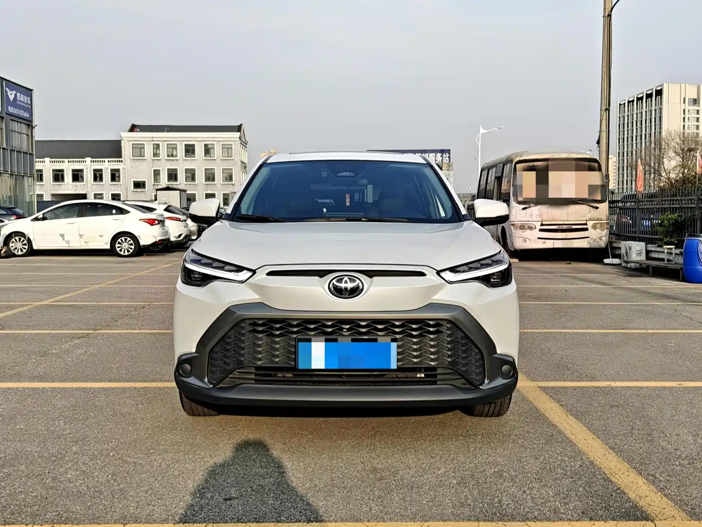 Toyota Frontlander 2024 2.0L CVT Luxury Edition фото 2