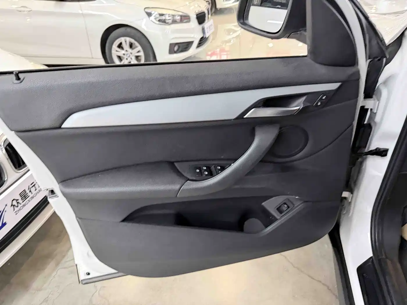 BMW X1 2019 sDrive18Li Fashion Model фото 4