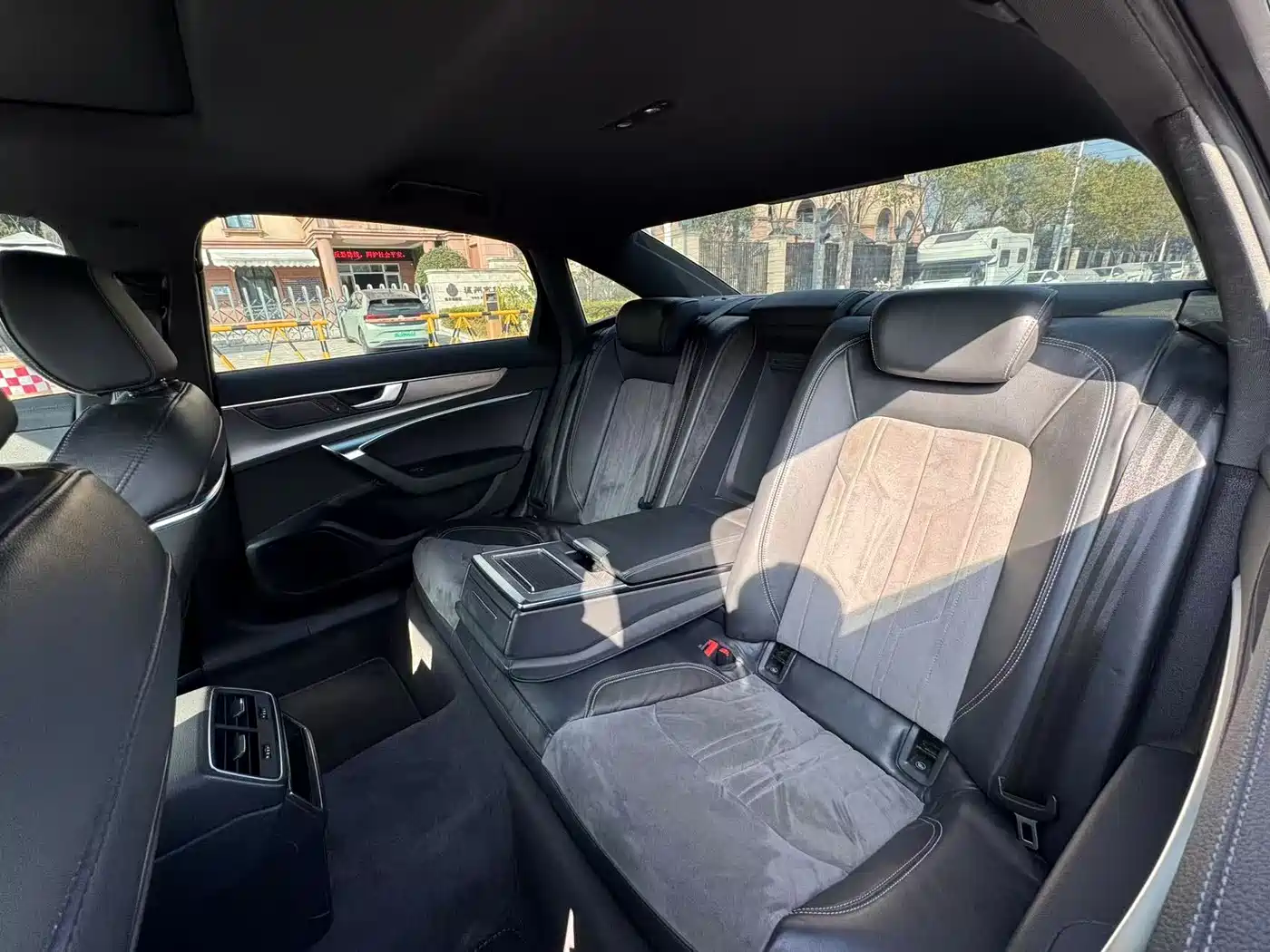 Audi A6L 2022 40 TFSI Luxury Dynamic фото 15