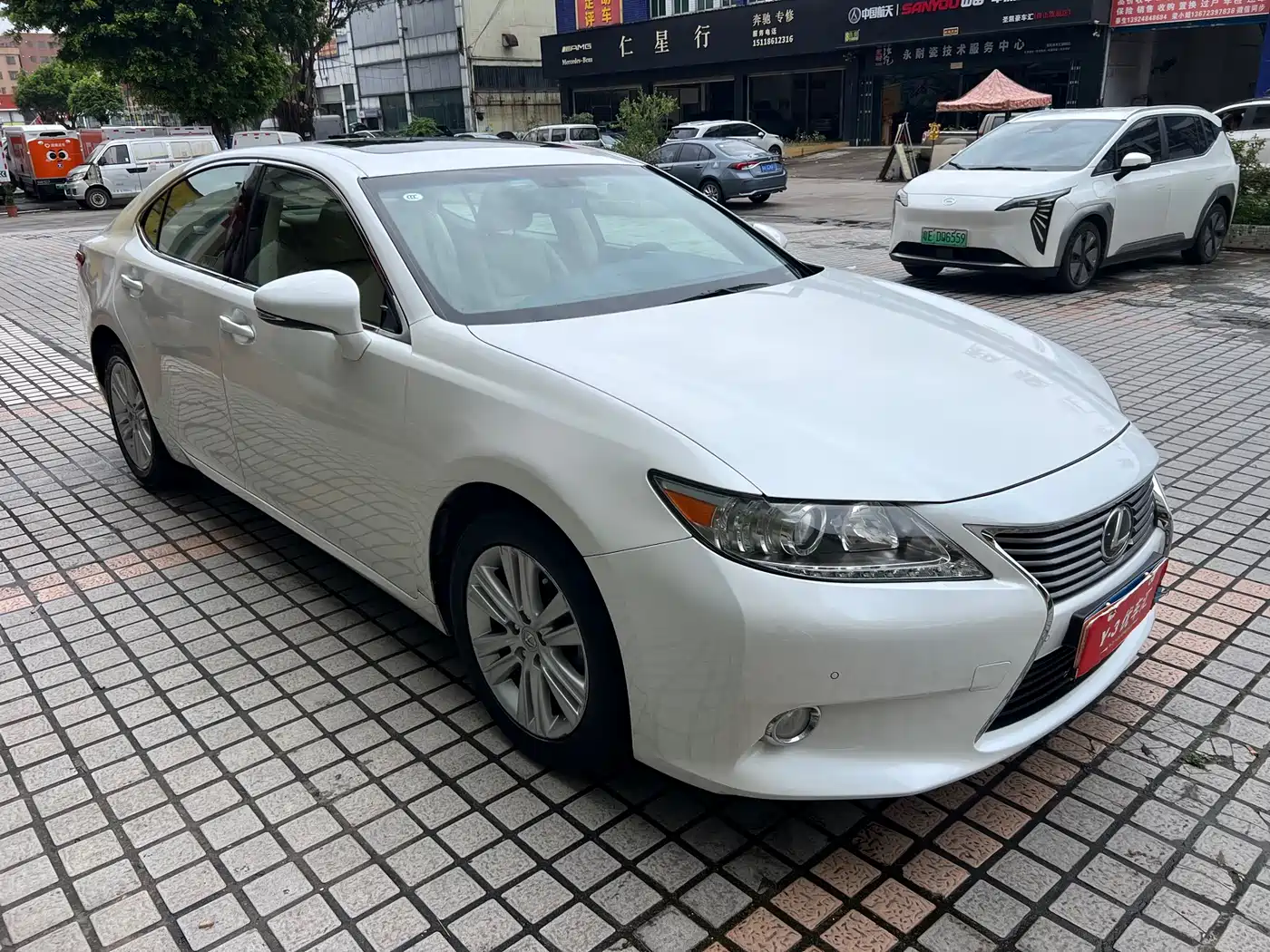 Lexus ES 2013 250 Elite Edition фото 3