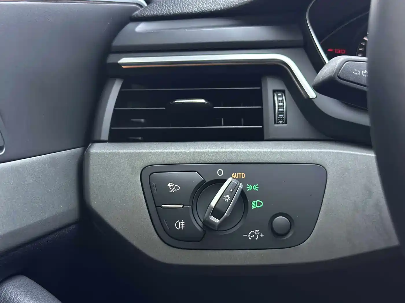 Audi A4L 2019 40 TFSI Progressive (China VI) фото 10