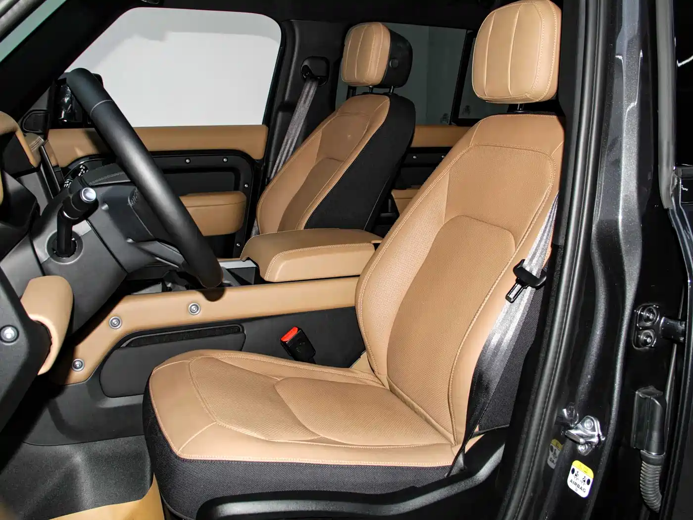 Land Rover Defender 2025 110 3.0T P400 Dark Special Edition фото 19