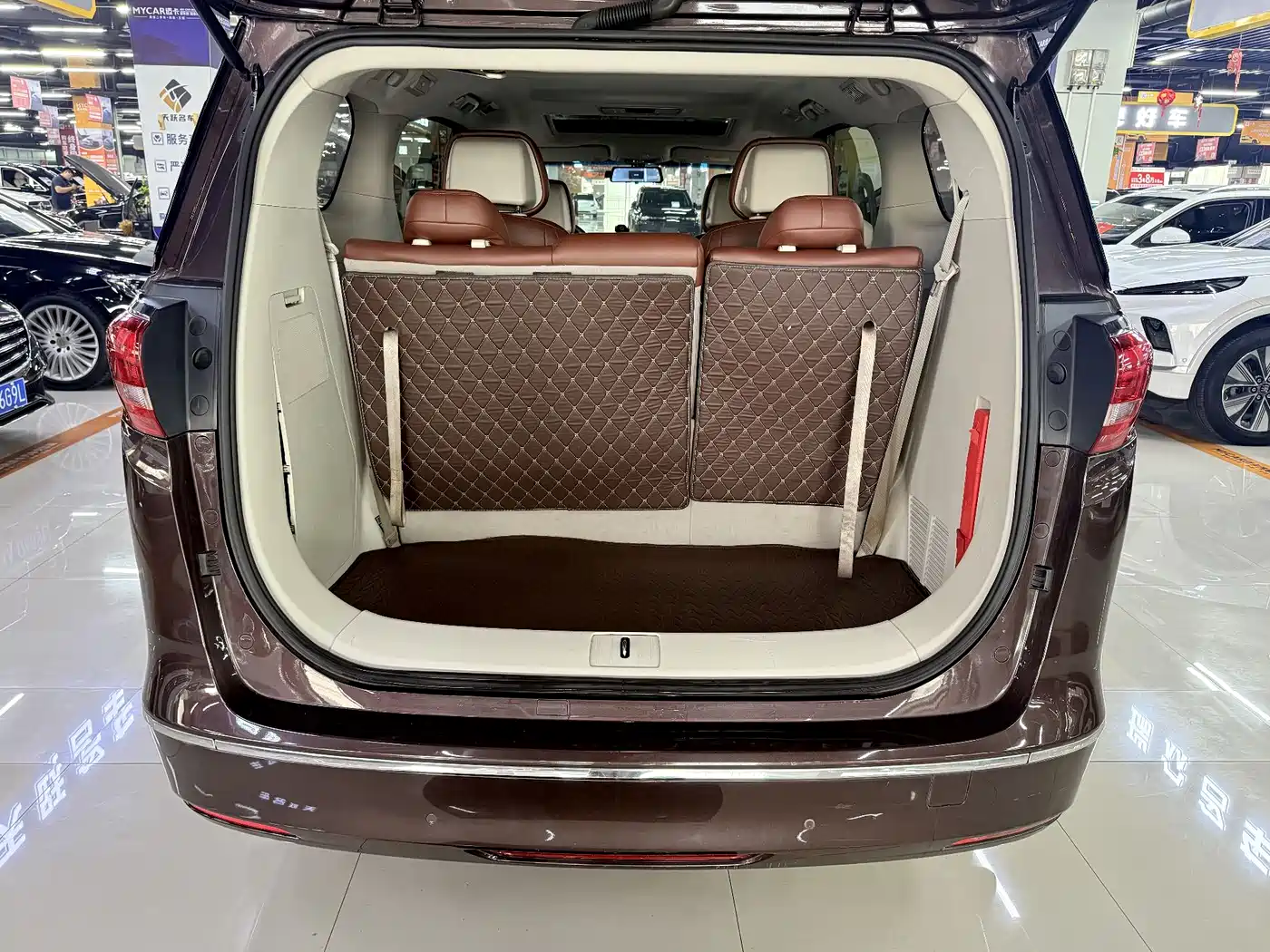 Buick GL8 2017 ES 28T Comfort Type China V фото 15