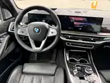Photo 16 - BMW X7