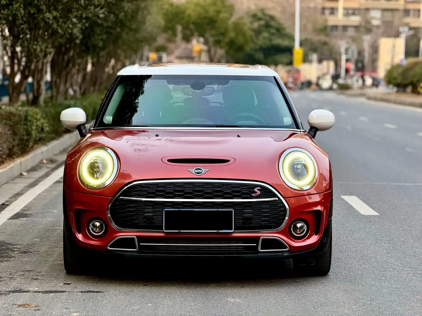 MINI CLUBMAN