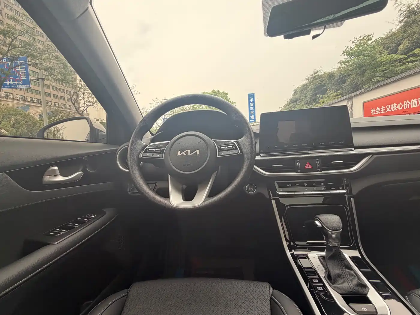 Kia K3 2021 Facelift 1.5L CVT Fashion Edition фото 14