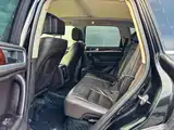 Фото 8 - Volkswagen Touareg