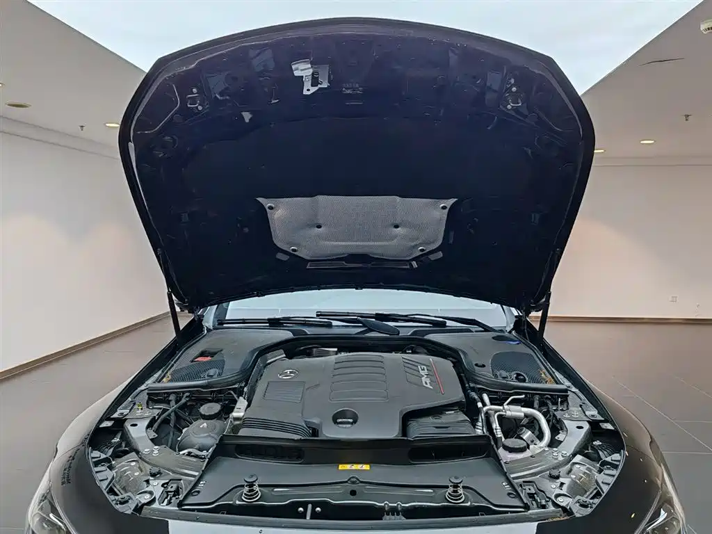 MERCEDES-BENZ AMG GT