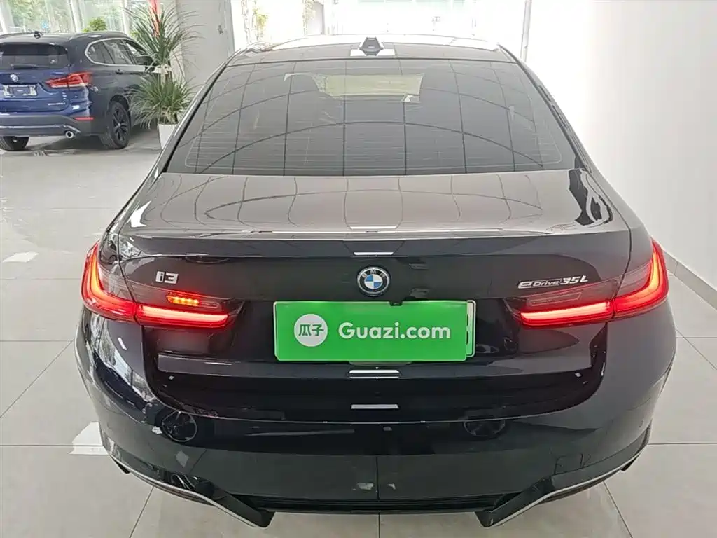 BMW i3 2025 eDrive 35 L фото 6